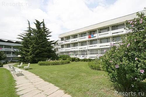 Compass Hotel 9